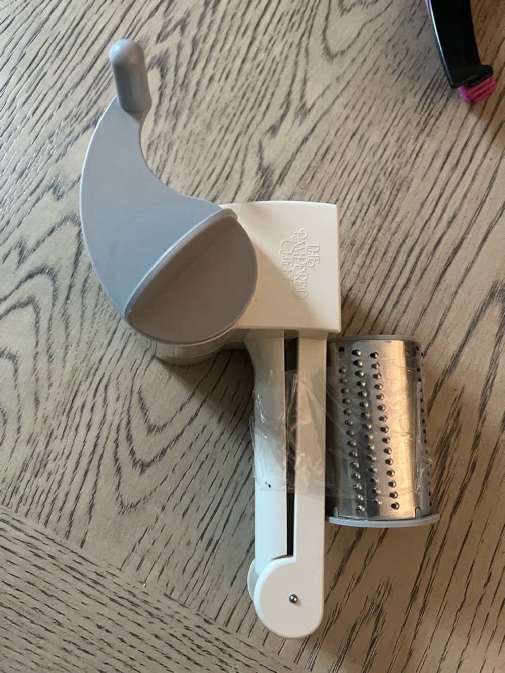 Pampered Chef Deluxe Cheese Grater